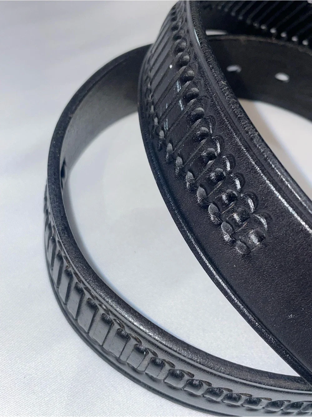 Black Leather Men's Belt with Decorative Stitching. Size 36